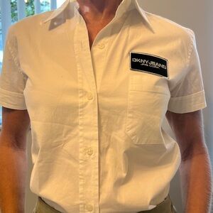 DKNY Women’s White Casual Button Down Shirt With DKNY JEANS JNS CORP Patch